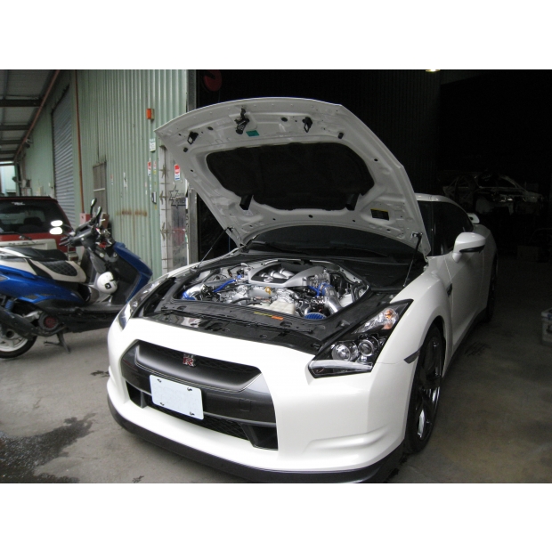 HOOD STRUTS FOR NISSAN GTR R35